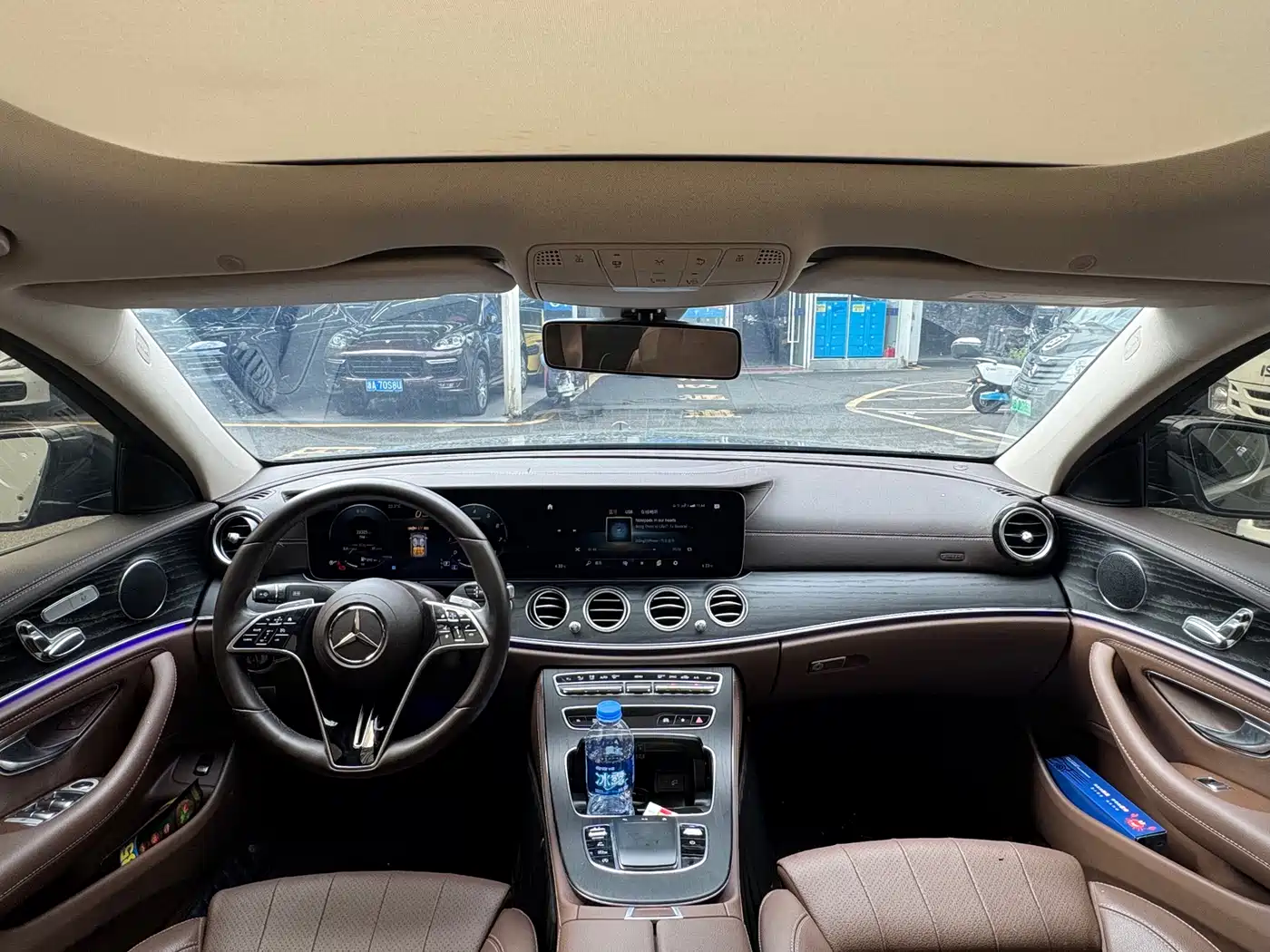 Mercedes-Benz E-Class 2023 E 260 L фото 50
