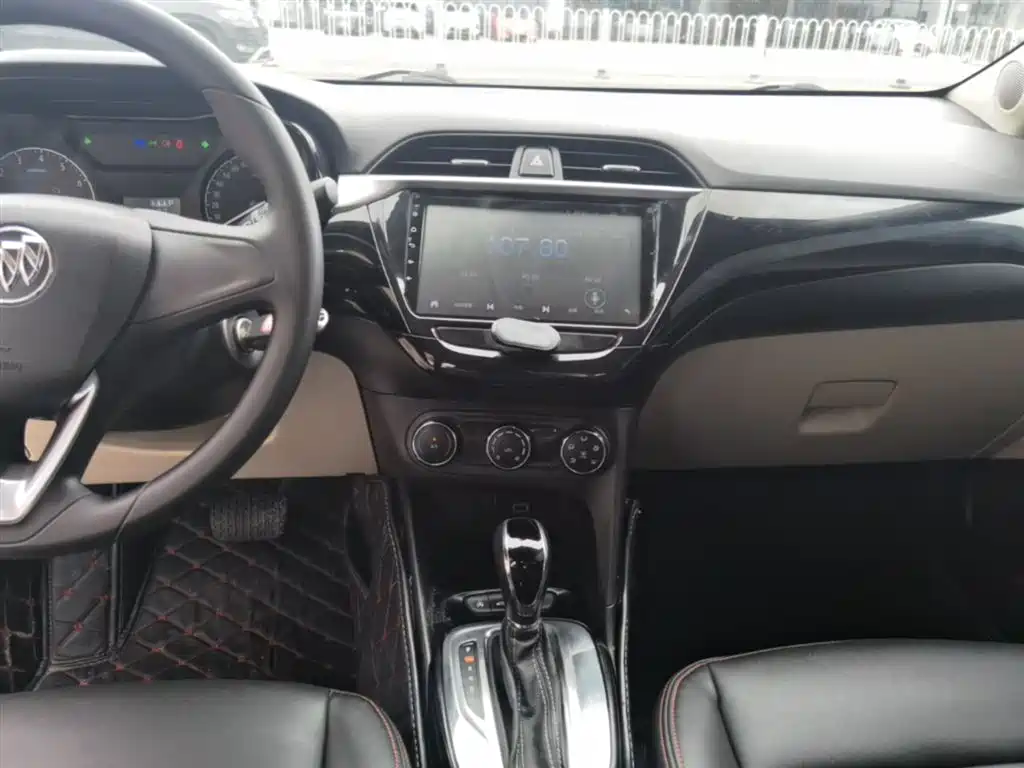 Buick Excelle 2020 15N CVT Elite фото 13