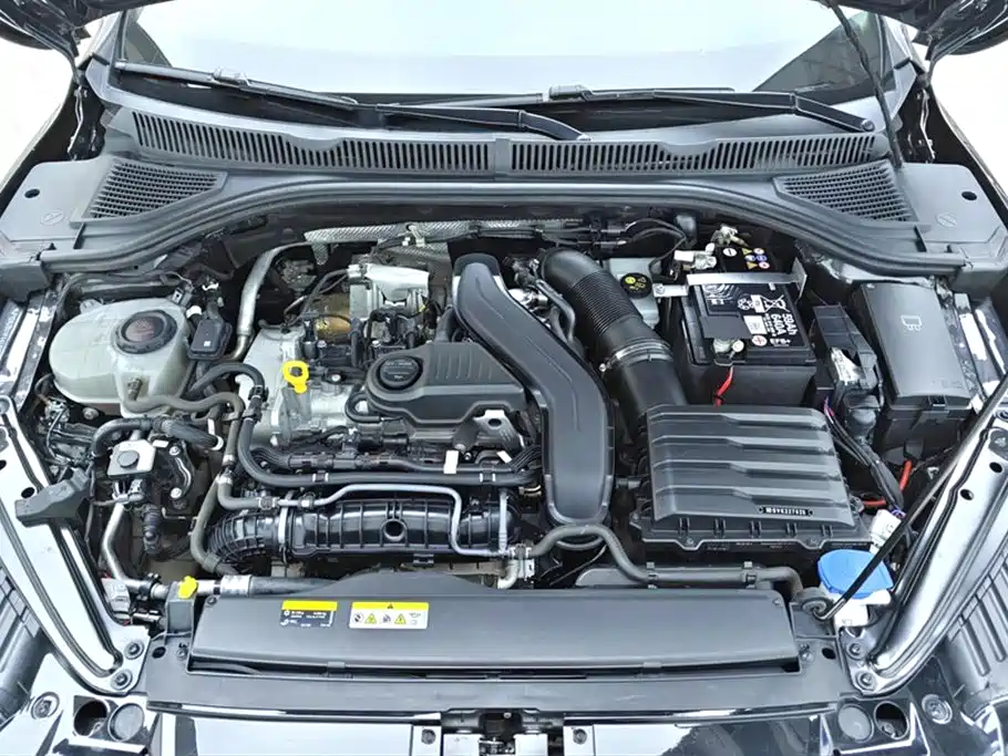 Volkswagen Sagitar 2023 300TSI DSG Surpassing Edition фото 10