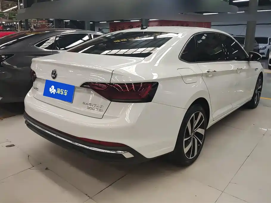 Volkswagen Sagitar 2025 300TSI DSG Surpass Edition фото 3