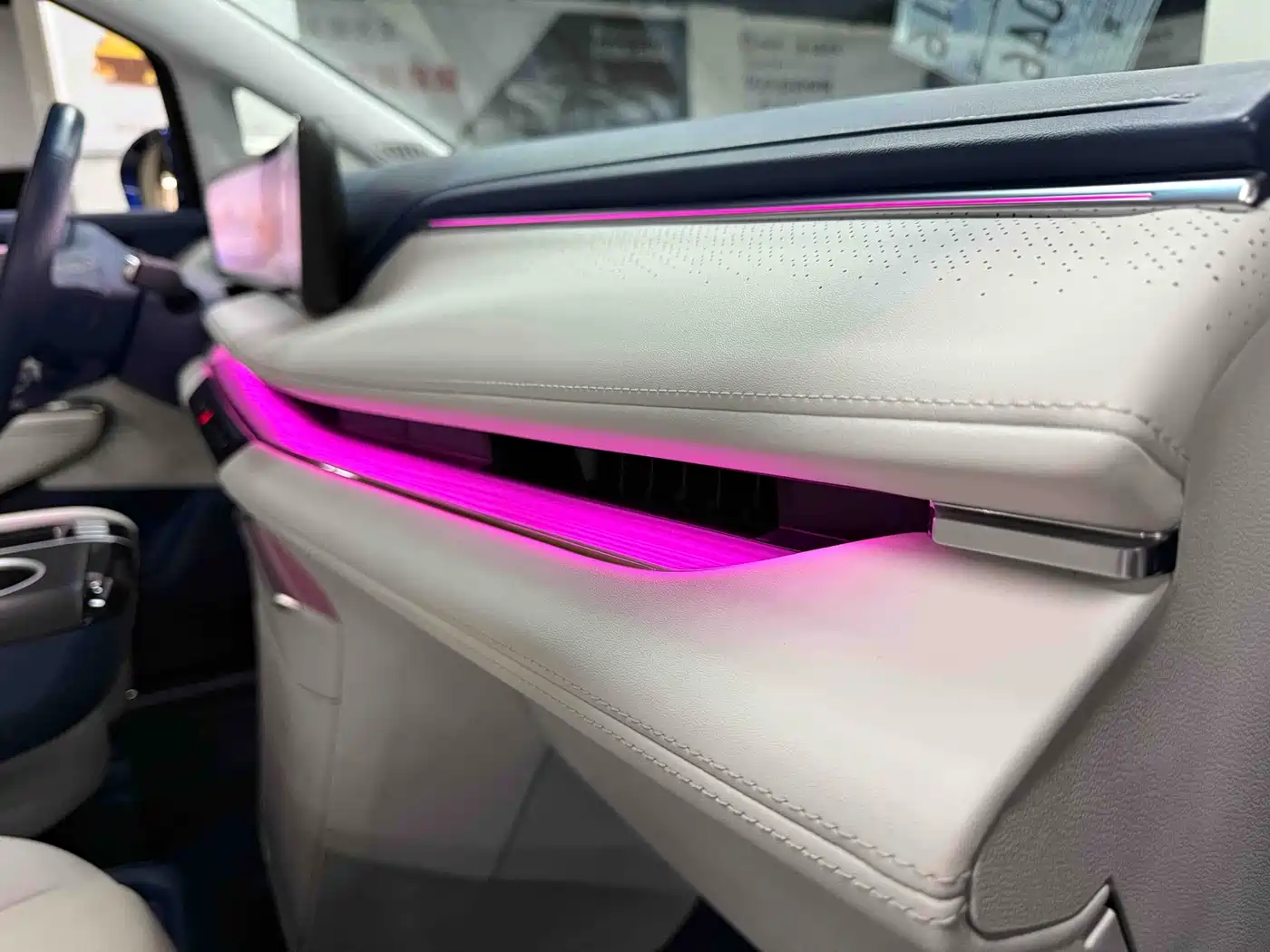 Buick GL8 New Energy 2024 Landglory Luxury Edition 7-Seater фото 21