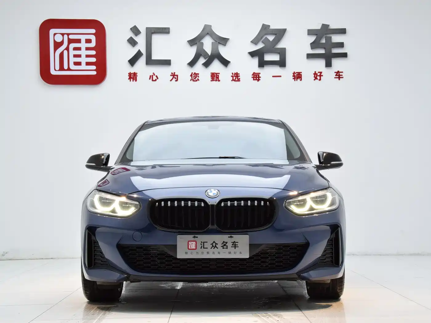BMW 1 Series 2021 125i M Sport Black Night Edition фото 2
