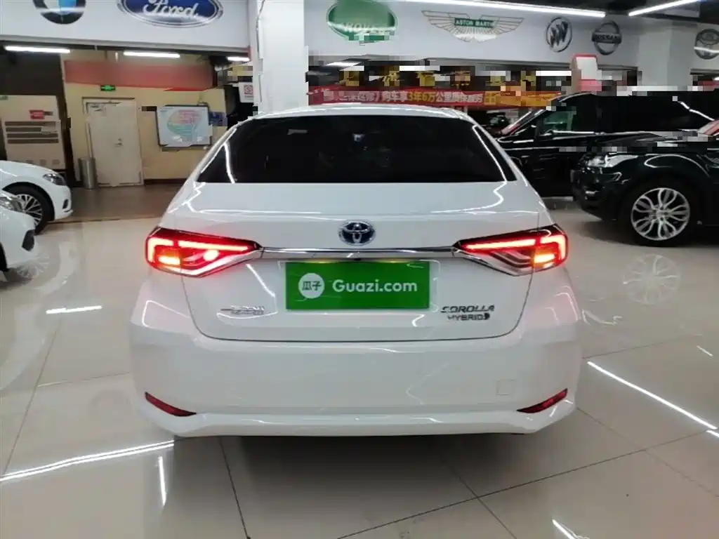 Toyota Corolla 2023 1.8L Smart Hybrid Dual Engine Elite Edition фото 6