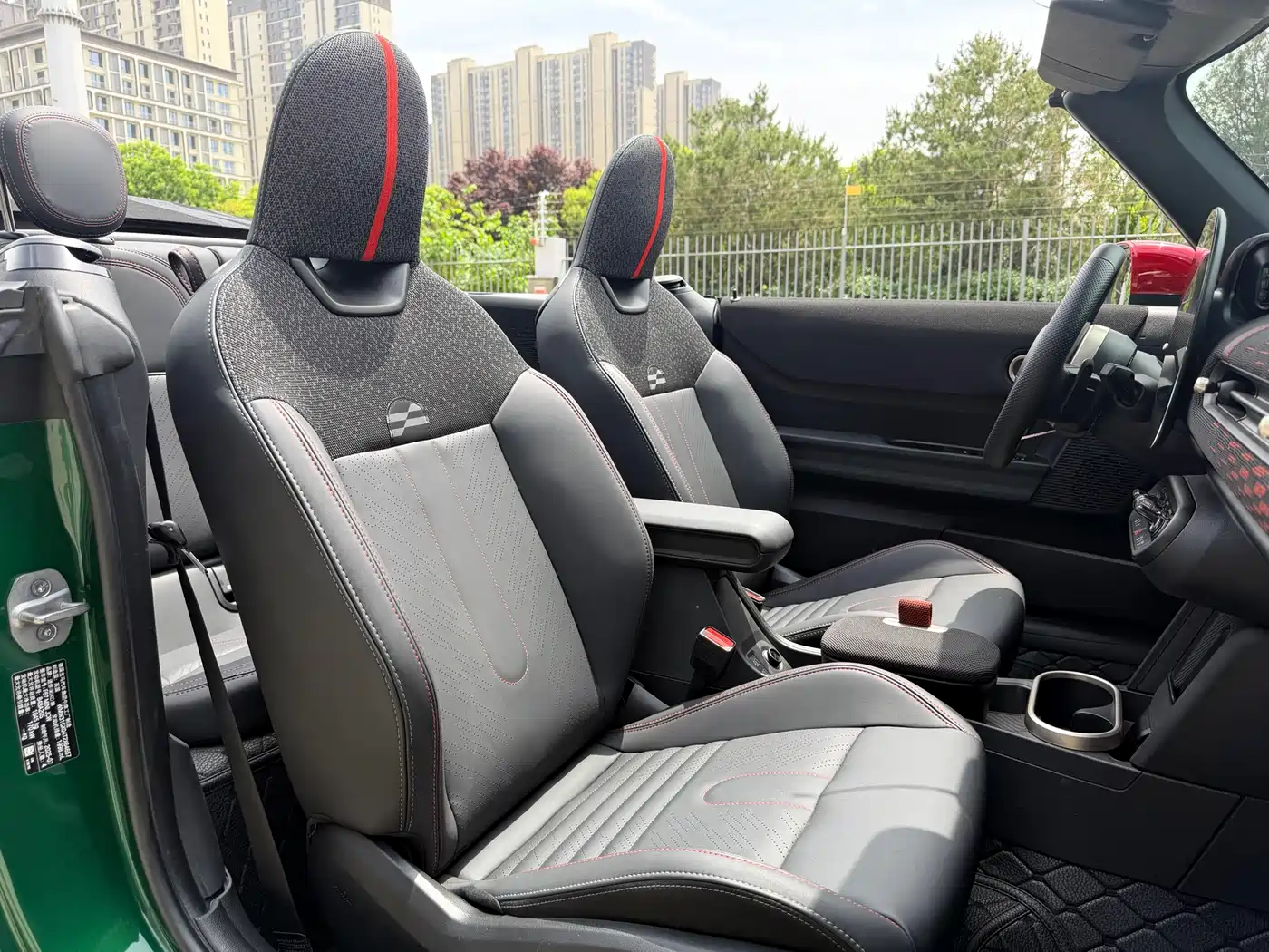 MINI JCW 2025 JOHN COOPER WORKS CABRIO фото 11