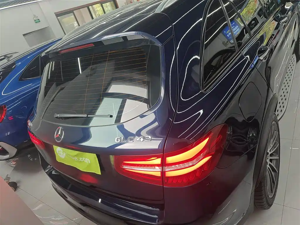 Mercedes-Benz GLC AMG 2017 AMG GLC 43 4MATIC фото 4