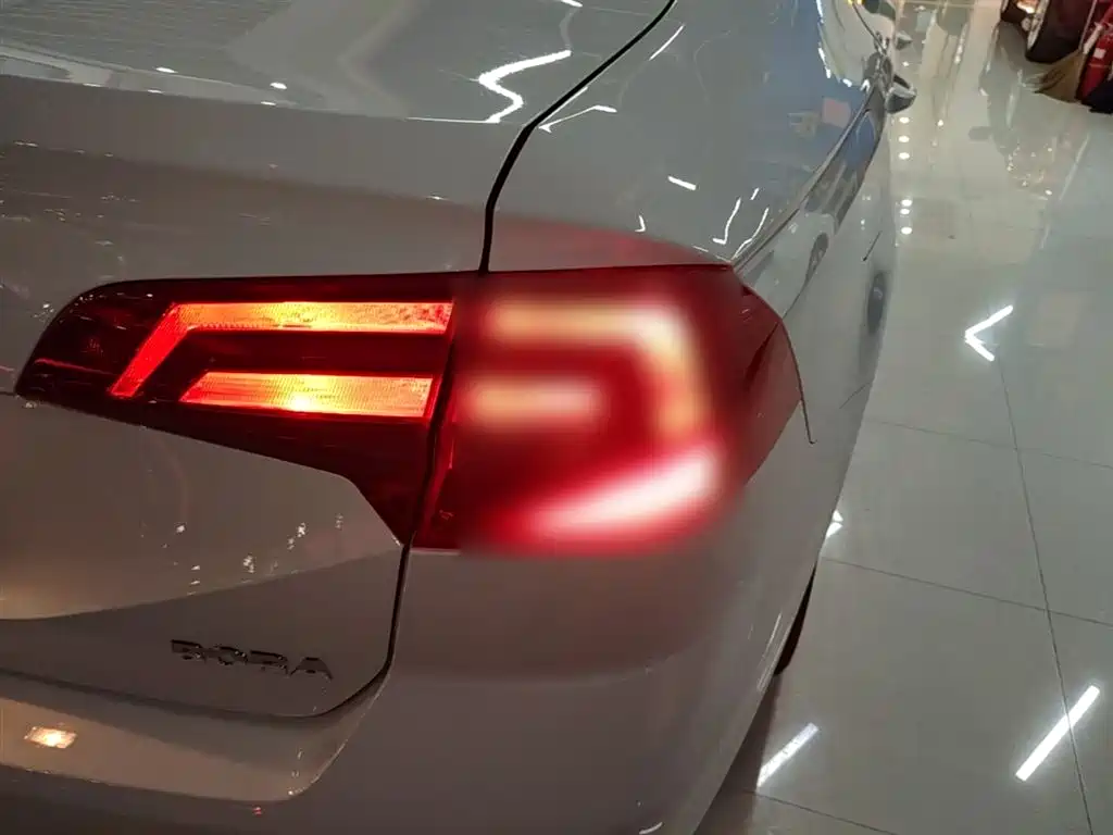 Volkswagen Bora 2019 Facelift Bora Legend 1.5L Automatic Fashion Type China VI фото 8