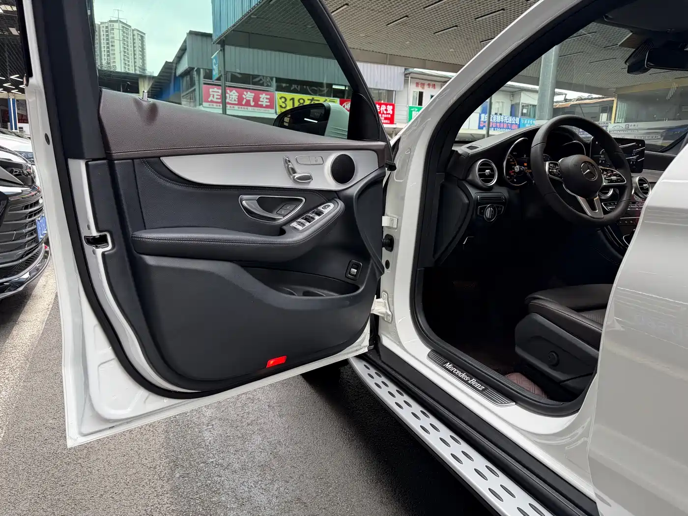 Mercedes-Benz GLC 2020 Facelift GLC 260 L 4MATIC Dynamic фото 13