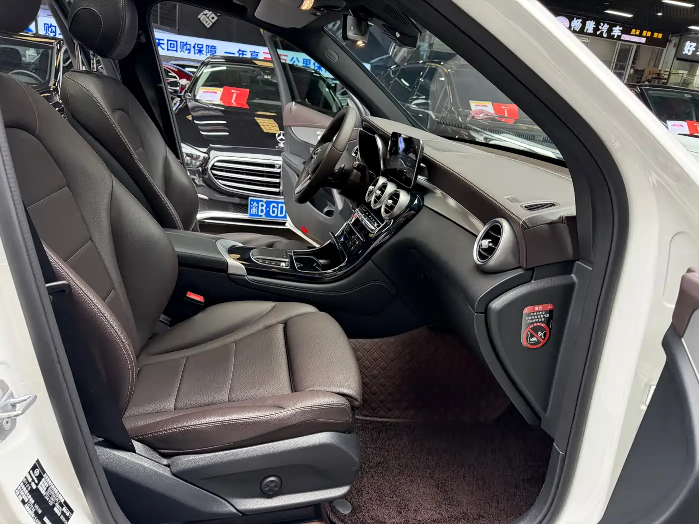 Mercedes-Benz GLC 2020 Facelift GLC 260 L 4MATIC Dynamic фото 25