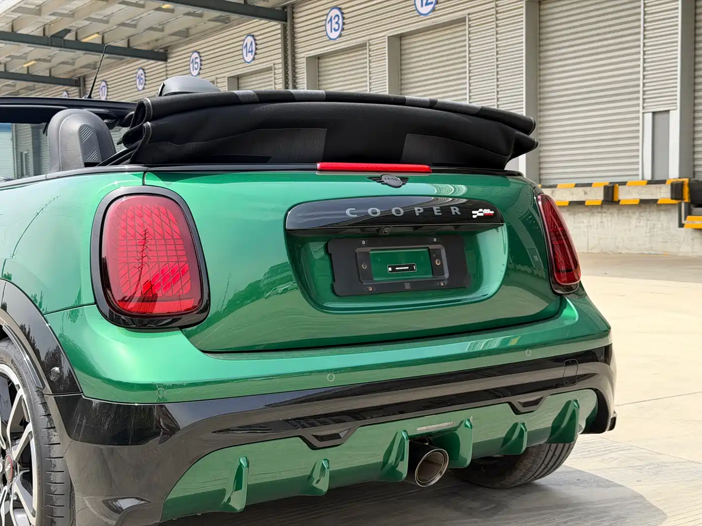 MINI JCW 2025 JOHN COOPER WORKS CABRIO фото 27