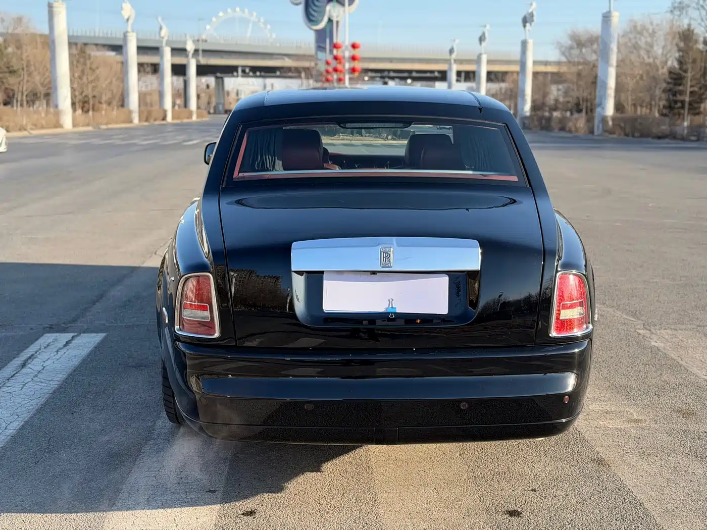 Rolls-Royce Phantom фото 19