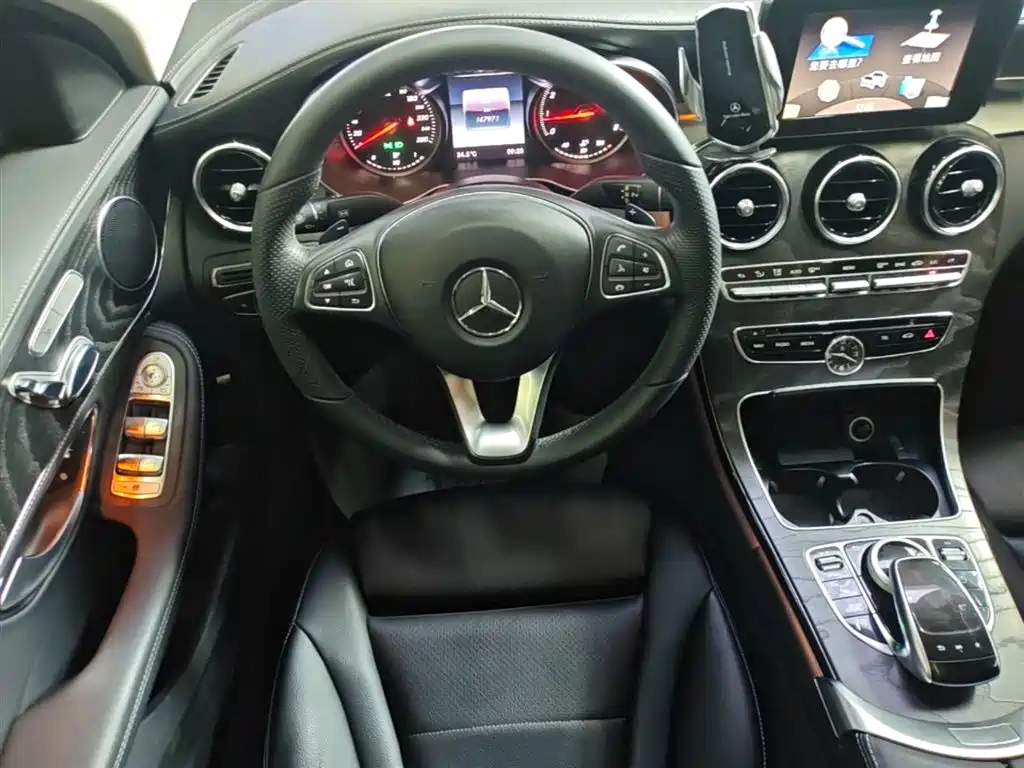 Mercedes-Benz C-Class 2016 C 200 L Sport фото 17