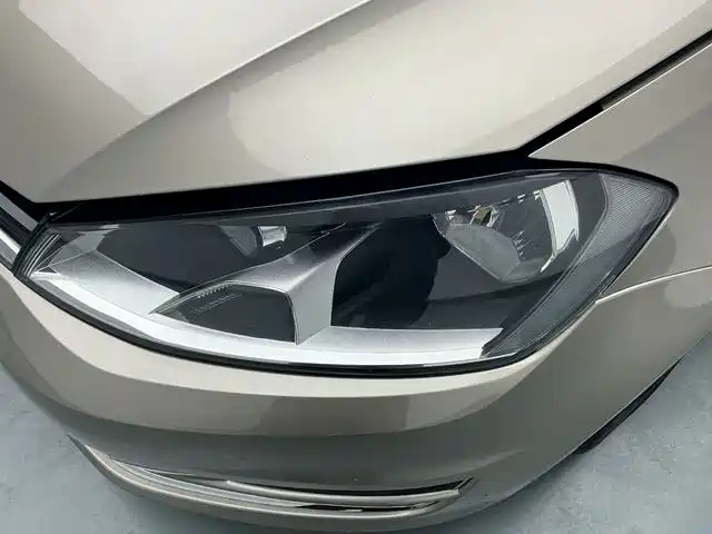 Volkswagen Golf 2015 1.6L Automatic Comfort фото 16