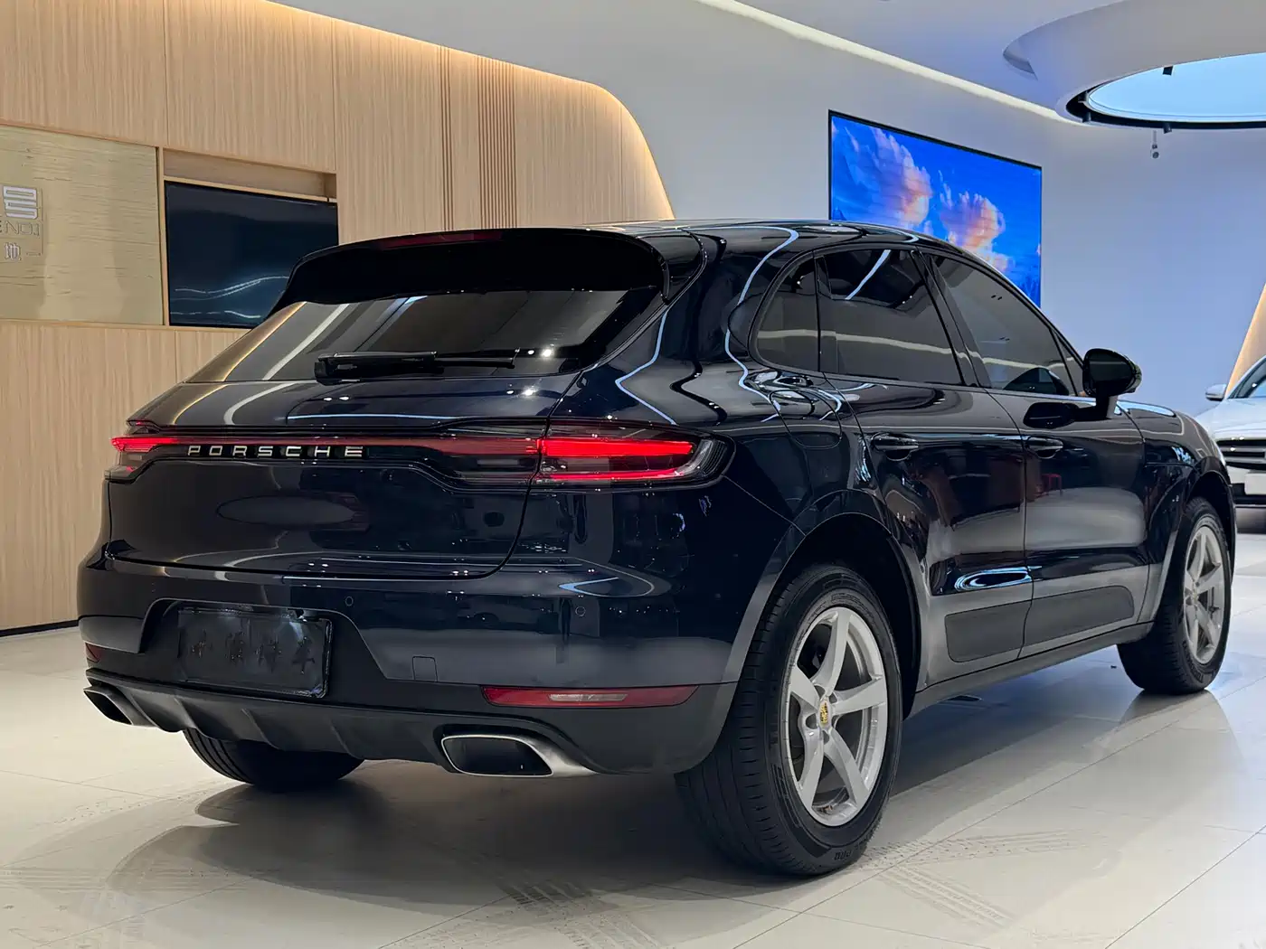 Porsche Macan 2018 Macan 2.0T фото 26