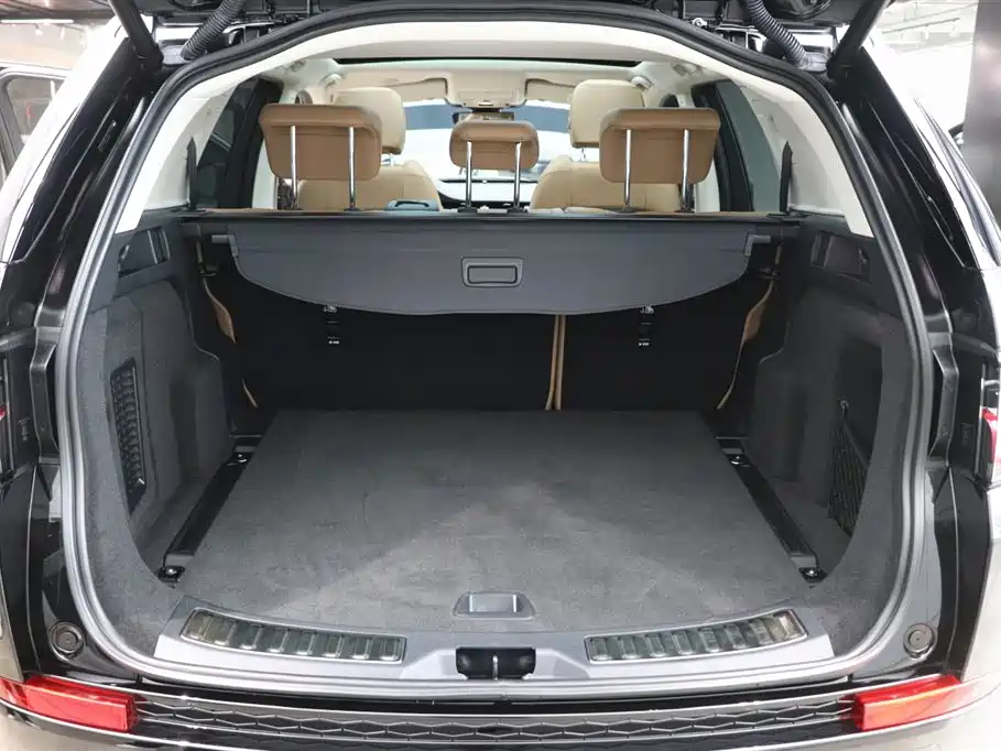 Land Rover Discovery Sport 2024 Performance Technology Edition фото 28