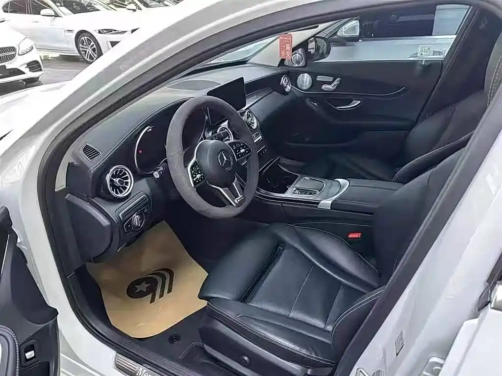 Mercedes-Benz C-Class 2019 C 260 L Sport фото 4