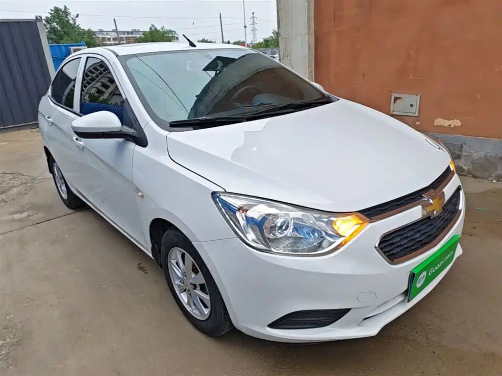 Chevrolet Sail 2018 Sail 3 1.3L Manual Comfort Sunroof фото 4