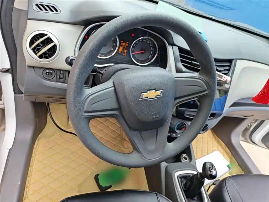 Chevrolet Sail 2018 Sail 3 1.3L Manual Comfort Sunroof фото 11