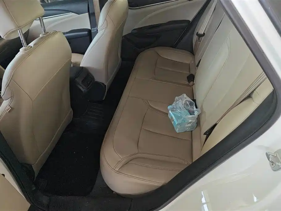 Buick Excelle 2021 Exemplar 1.5L Auto Elite фото 11