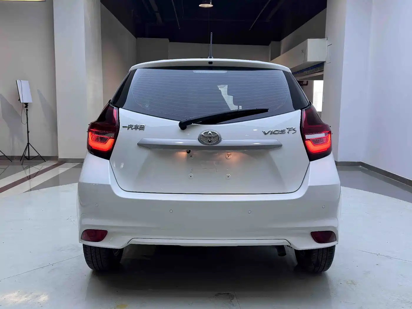 Toyota Vios FS 2022 1.5L CVT Sharp Speed CARE Edition фото 5