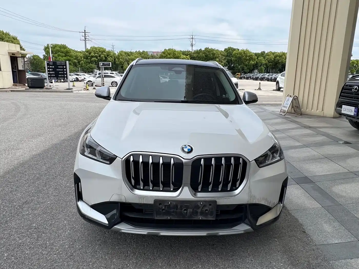 BMW X1 2023 sDrive20Li X Design Package фото 2