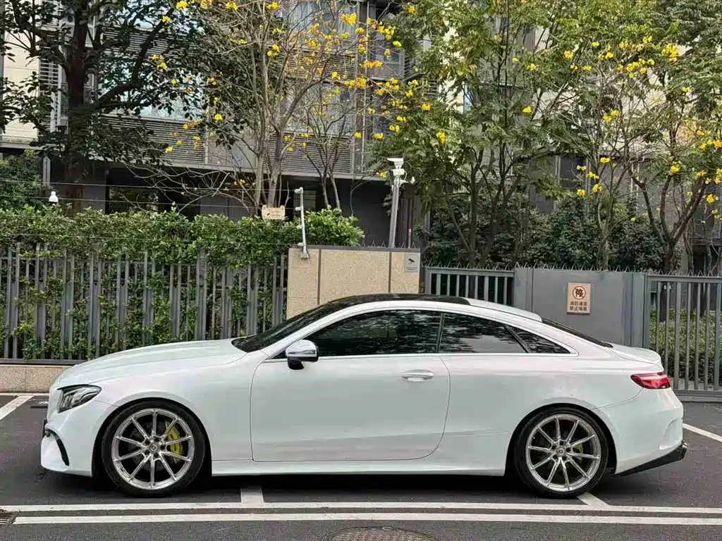 Mercedes-Benz E-Class (Import) 2017 E 200 Coupe фото 4