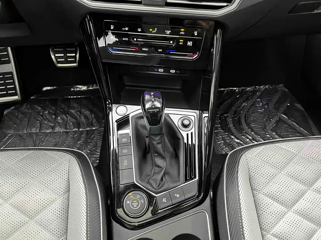 Volkswagen Tayron X 2023 380TSI 4WD Flagship Smart Edition фото 5