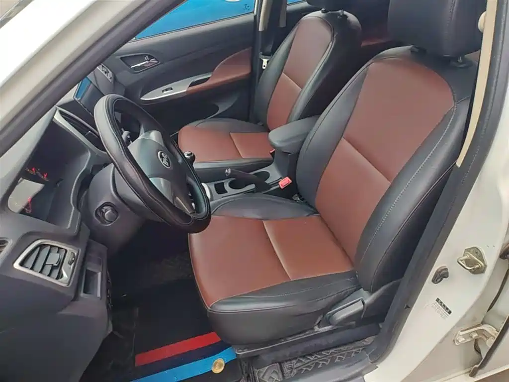 BYD F3 2015 Energy-saving Edition 1.5L Manual Comfort фото 15