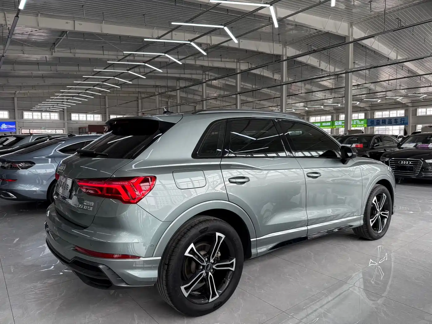 Audi Q3 2023 35 TFSI Fashion Dynamic (1.4T) фото 9