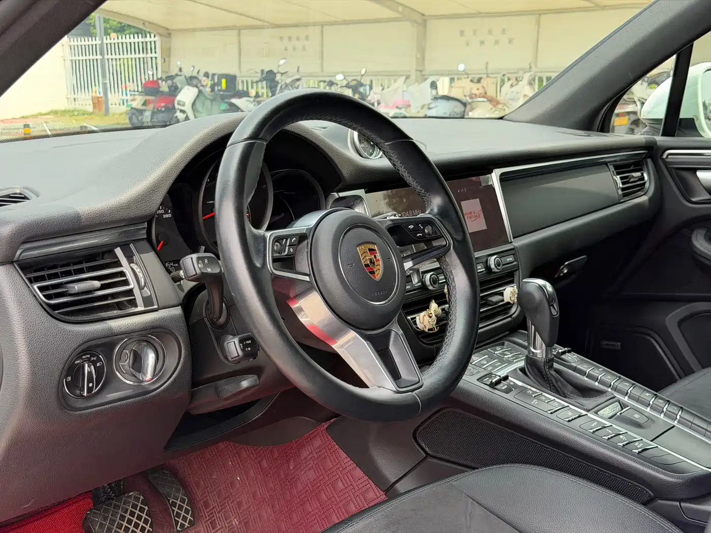 Porsche Macan 2021 Macan 2.0T фото 5