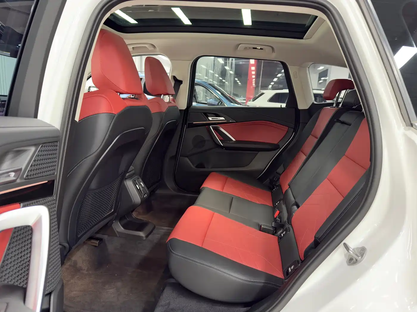BMW X1 2023 sDrive20Li X Design Package фото 13