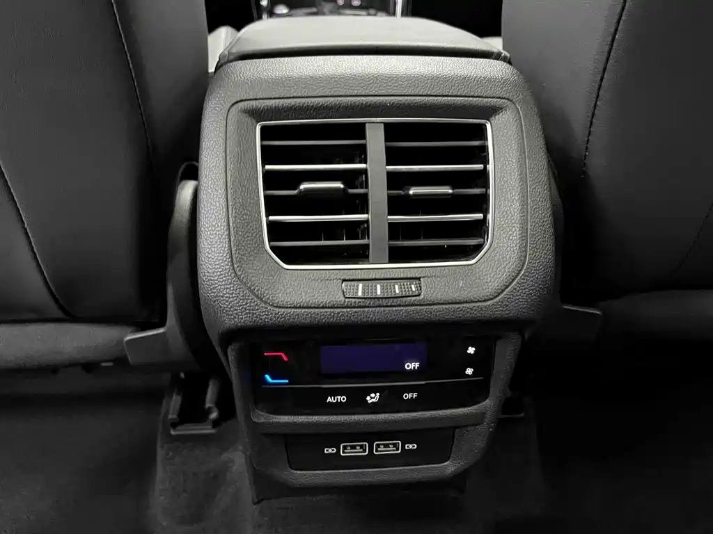 Volkswagen Tayron X 2023 380TSI 4WD Flagship Smart Edition фото 15
