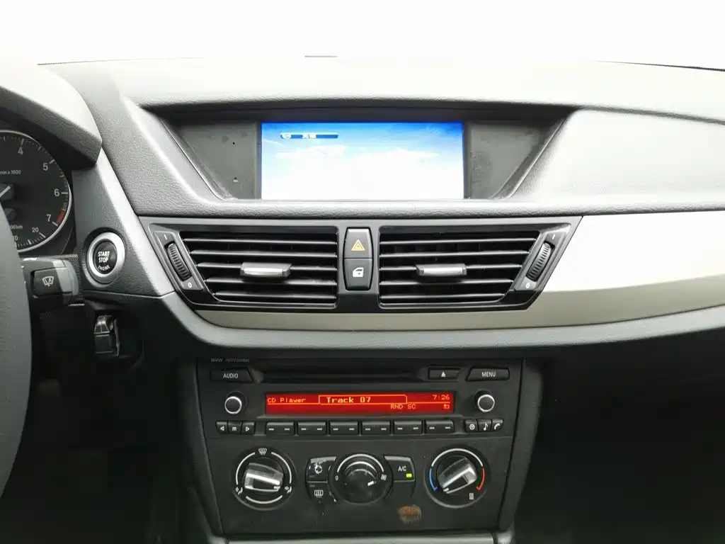 Photo 12 - BMW X1