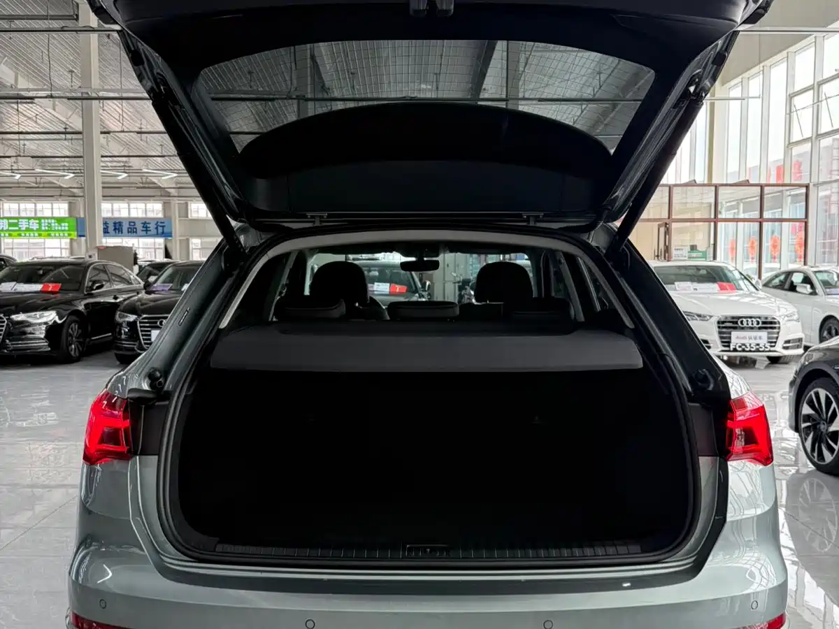Audi Q3 2023 35 TFSI Fashion Dynamic (1.4T) фото 21