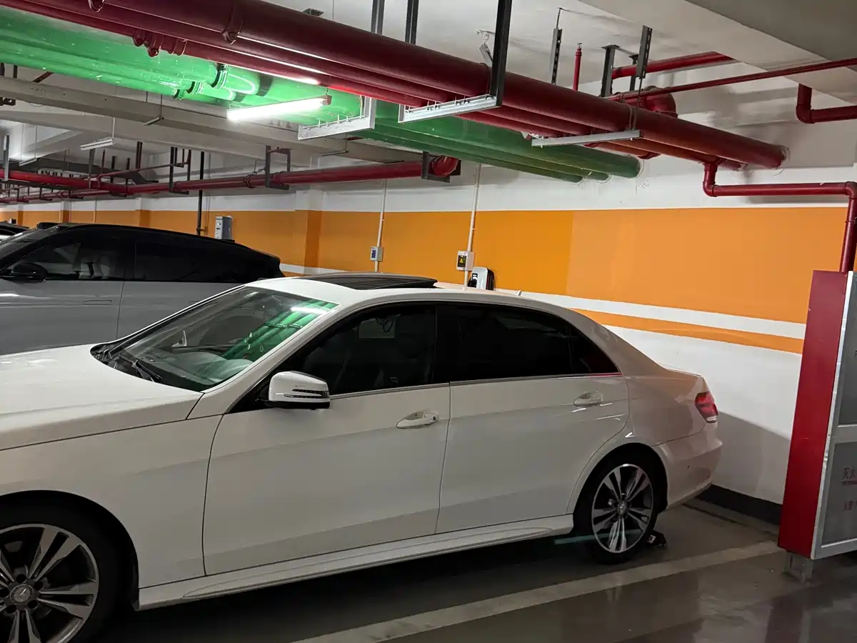 Mercedes-Benz E-Class 2015 Facelift E 260 L Sport фото 5