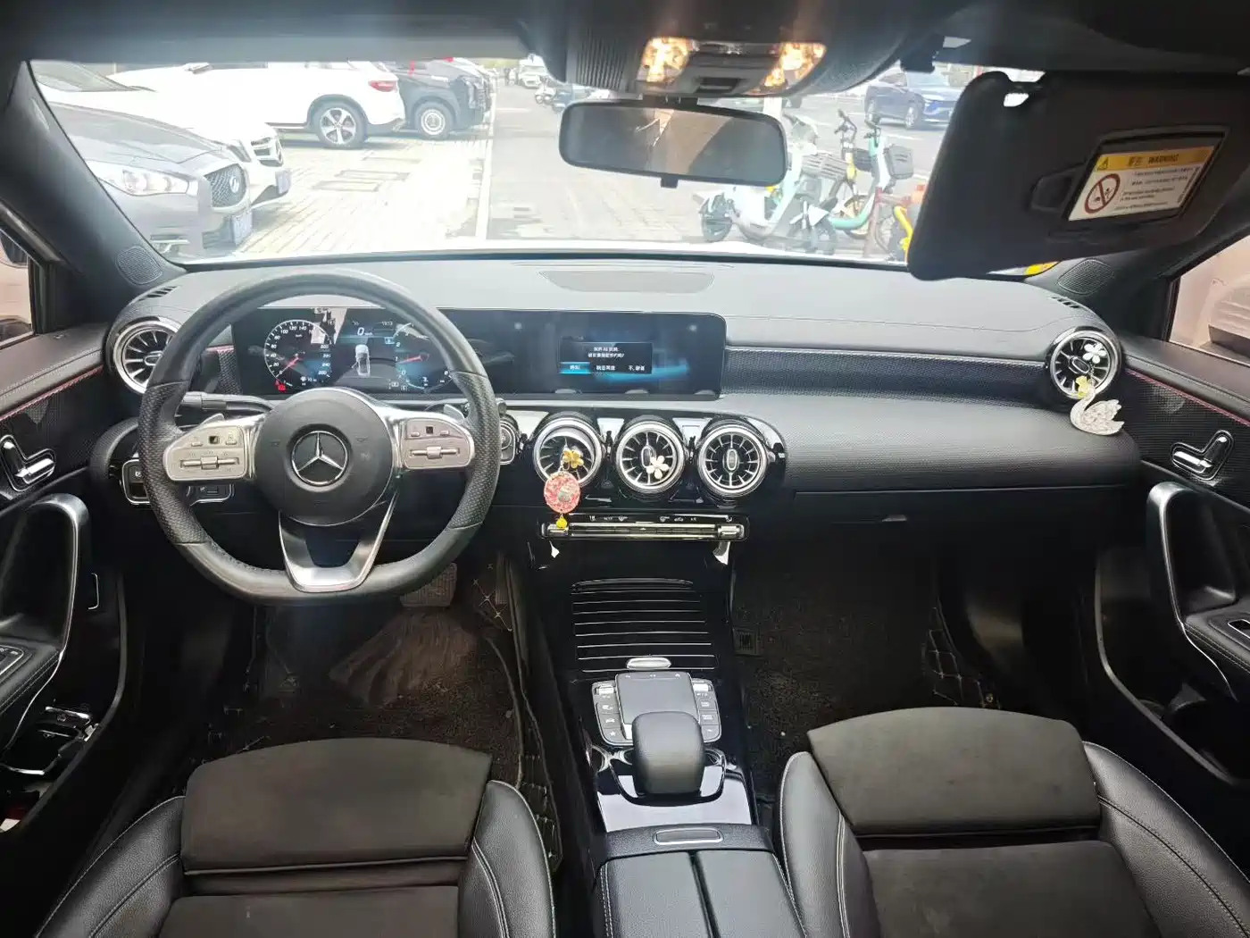 Mercedes-Benz A-Class 2021 A 200 L Sport Sedan Fashion Edition фото 9