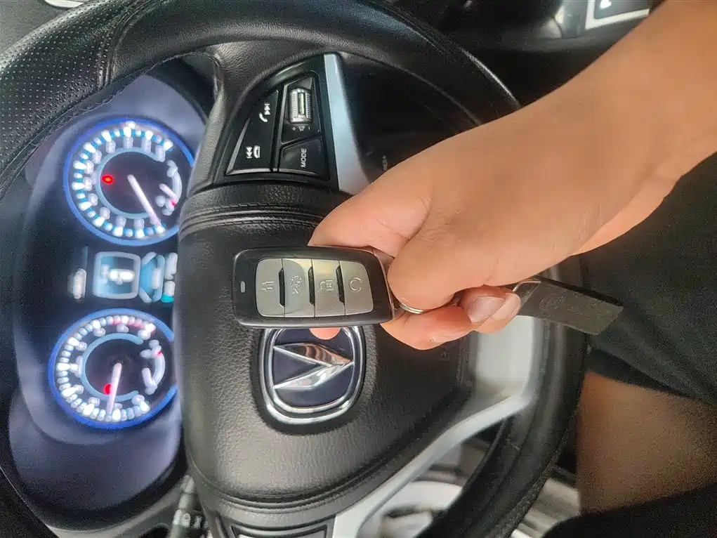 Changan CS95 2018 2017 2.0T FWD Zhitu Edition