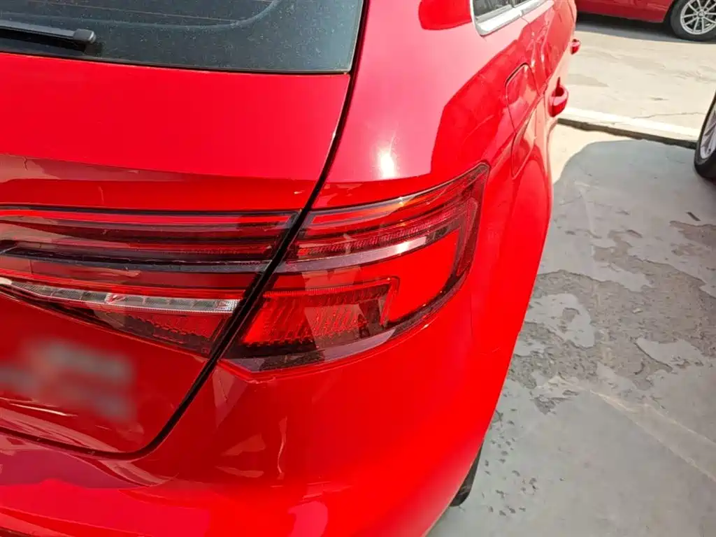 Audi A3 2017 Sportback 35 TFSI Progressive фото 8