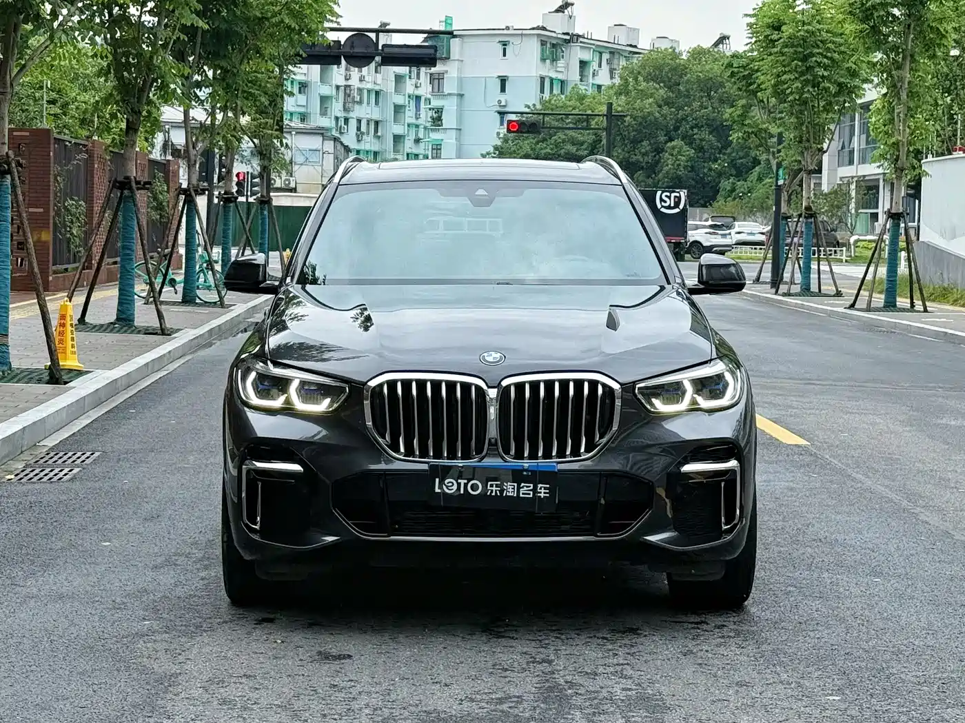 BMW X5 2022 Model xDrive 40Li M Sport Package фото 2