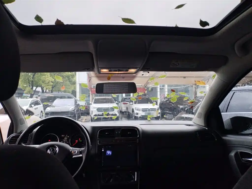 Volkswagen Polo 2018 1.5L Auto Comfort фото 18