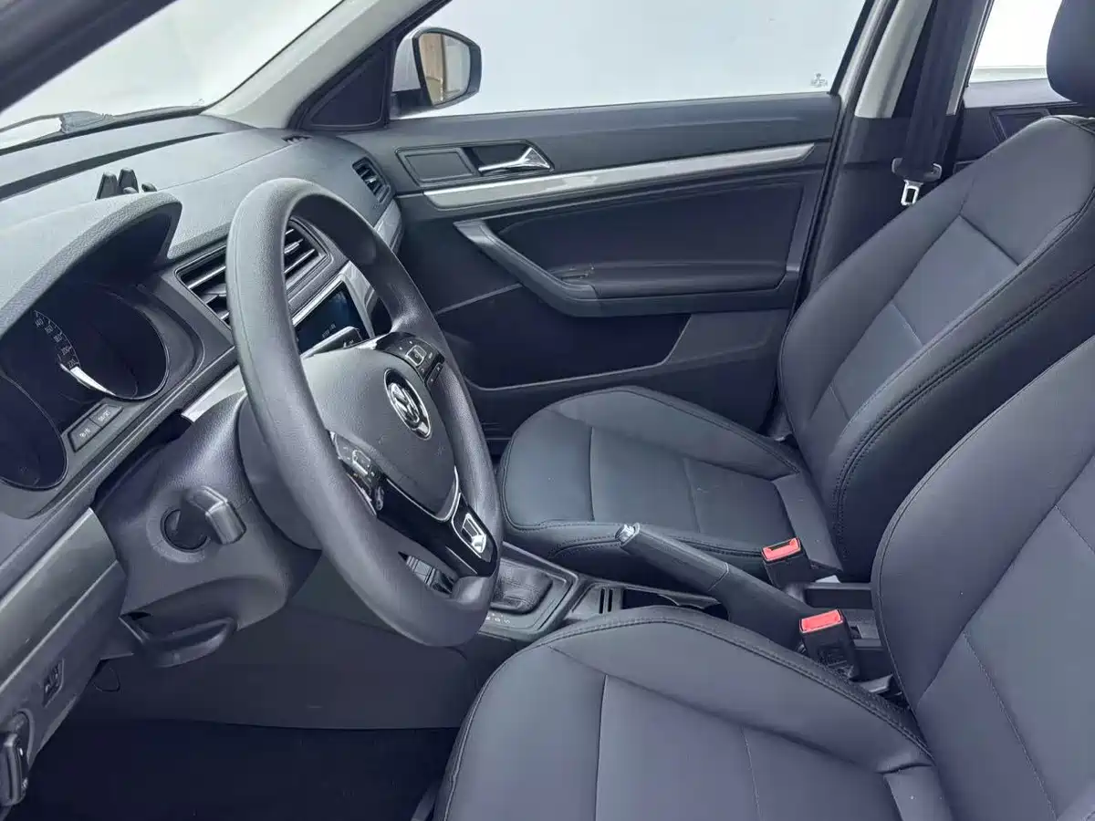 Volkswagen Lavida 2019 Lavida Start 1.5L Auto Trend (China VI) фото 8