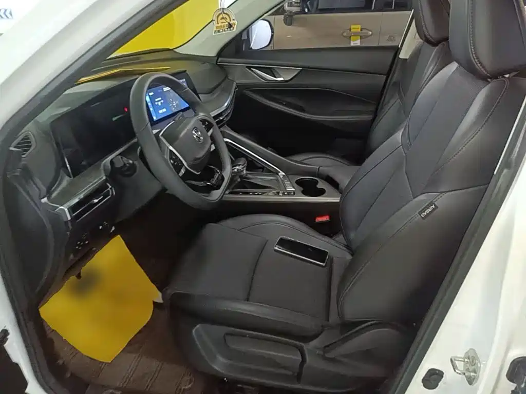 Changan CS35 PLUS 2024 2023 Enjoyment Edition 1.4T DCT Luxury