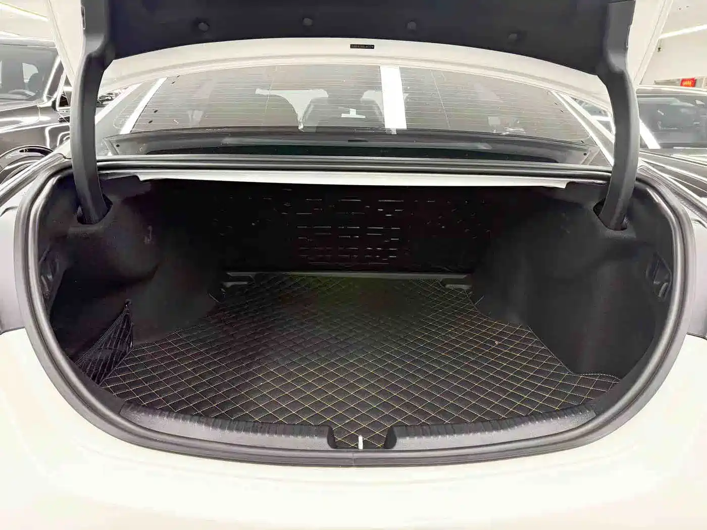 Mercedes-Benz C-Class 2024 Second Facelift C 260 L Sport фото 19