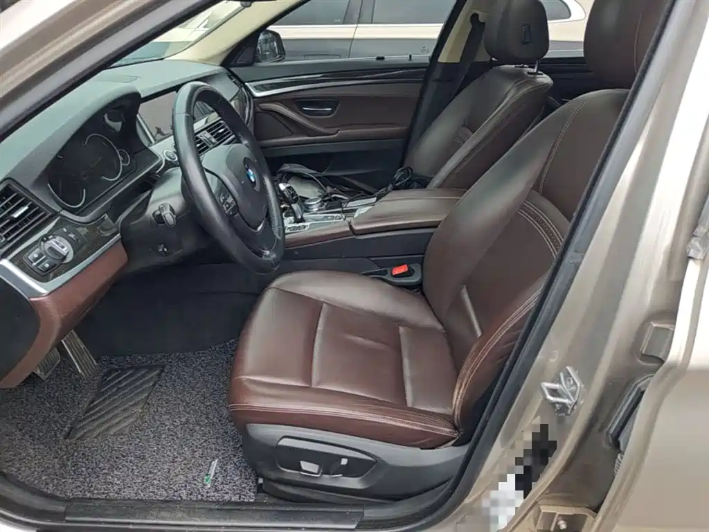 BMW 5 Series 2017 525Li Luxury Design Package фото 22