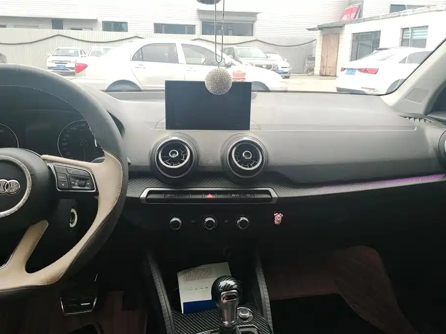 Audi Q2L 2018 35 TFSI Launch Exclusive Edition China V фото 13