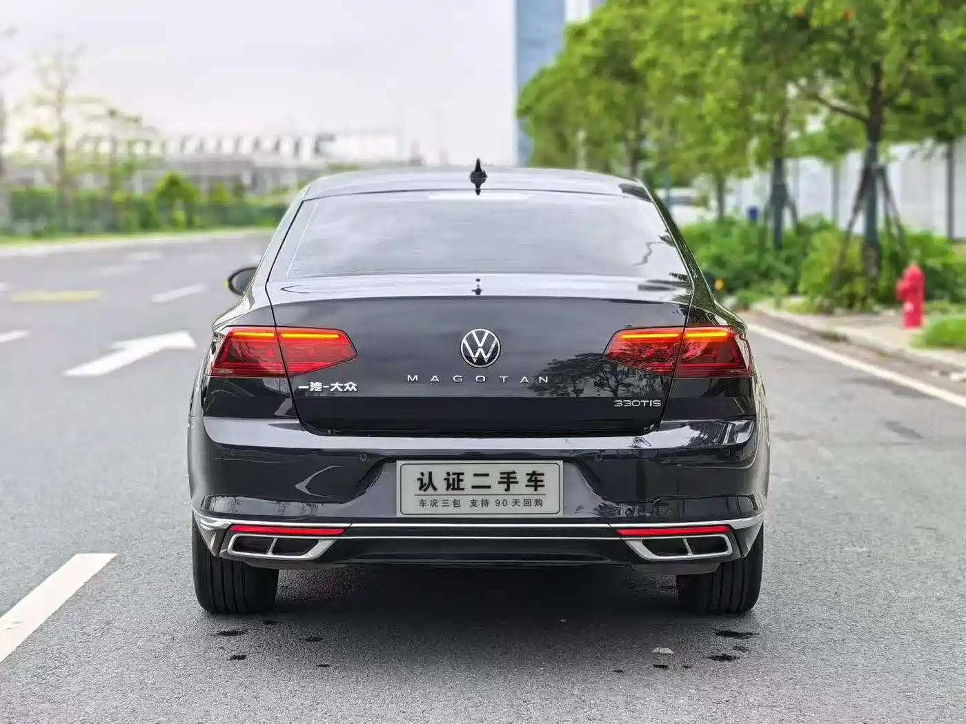 Volkswagen Magotan 2023 Model 2 Million Commemorative Edition 330TSI DSG Luxury фото 8