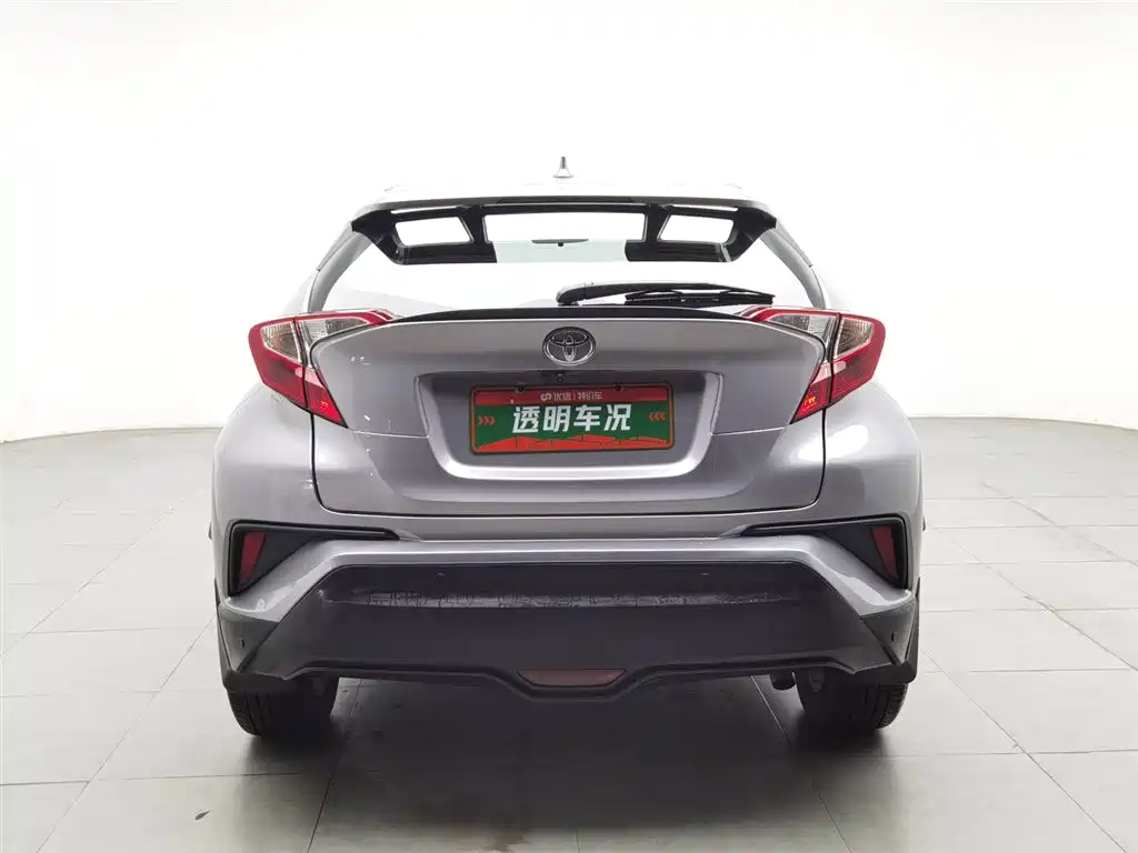 Toyota IZOA 2021 2.0L Yixiang Edition фото 4