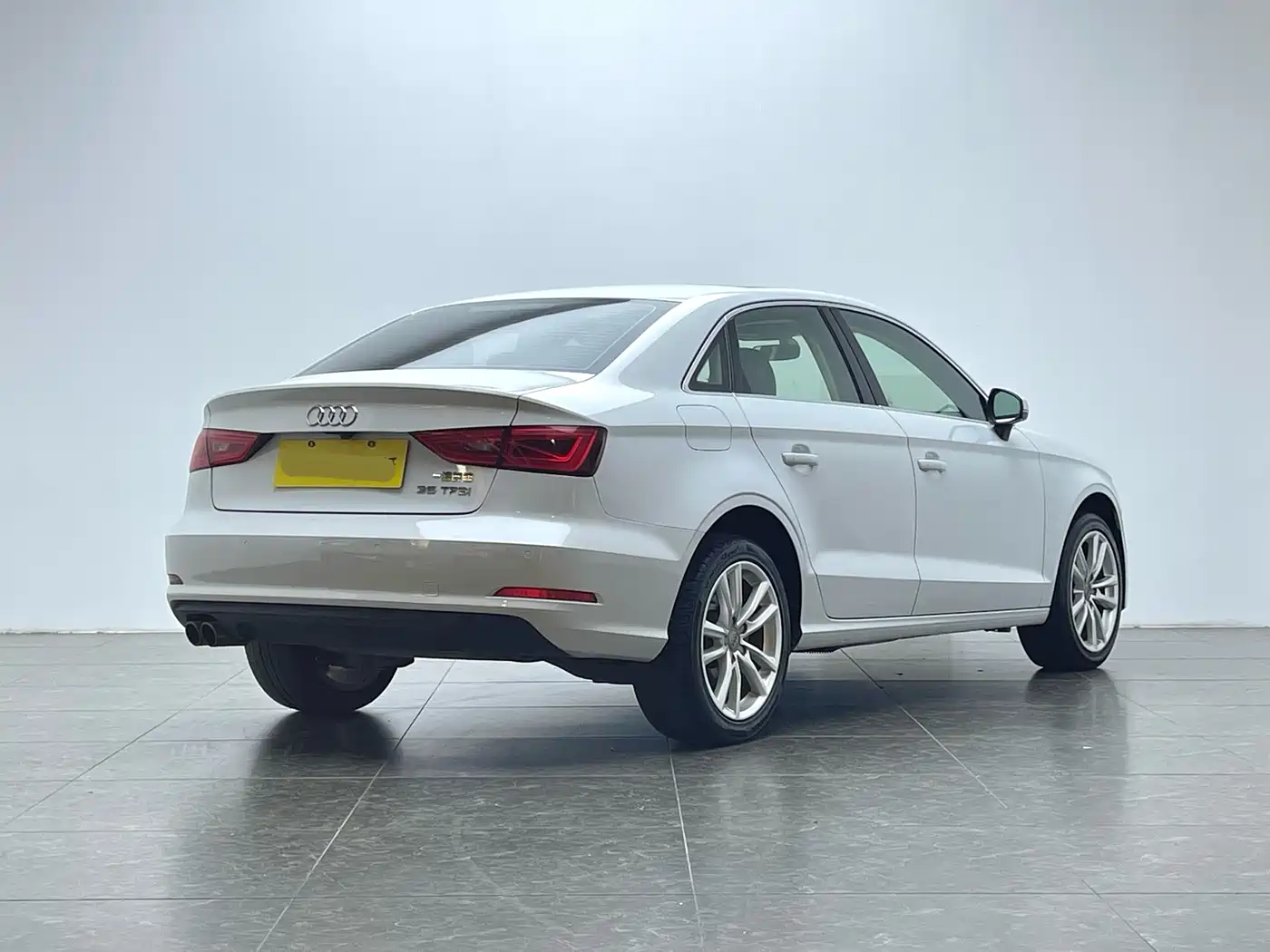 Audi A3 2016 Limousine 35 TFSI Style фото 3