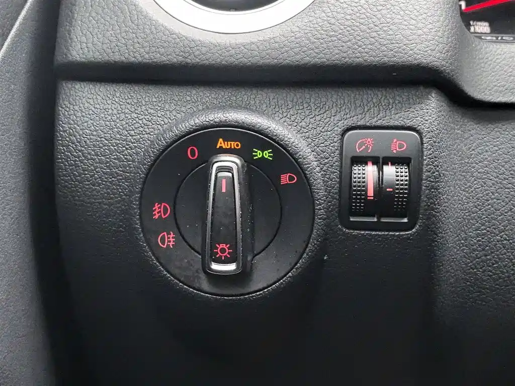 Volkswagen Tiguan 2016 Model 300TSI Automatic 2WD Luxury Edition фото 21