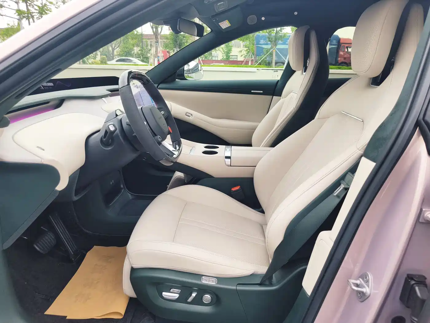 Xiaomi Auto Xiaomi YU7 2025 Ultra Long Range High Performance AWD Max Edition фото 4