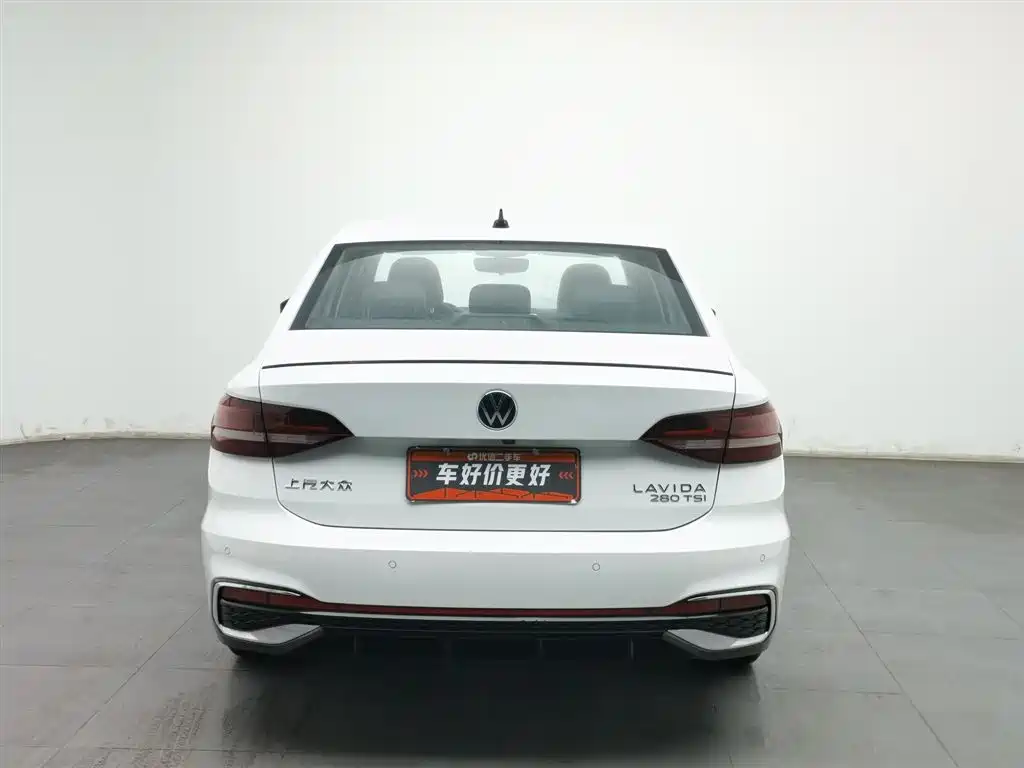 Volkswagen Lavida 2023 280TSI DSG Starlight Comfort Edition фото 4